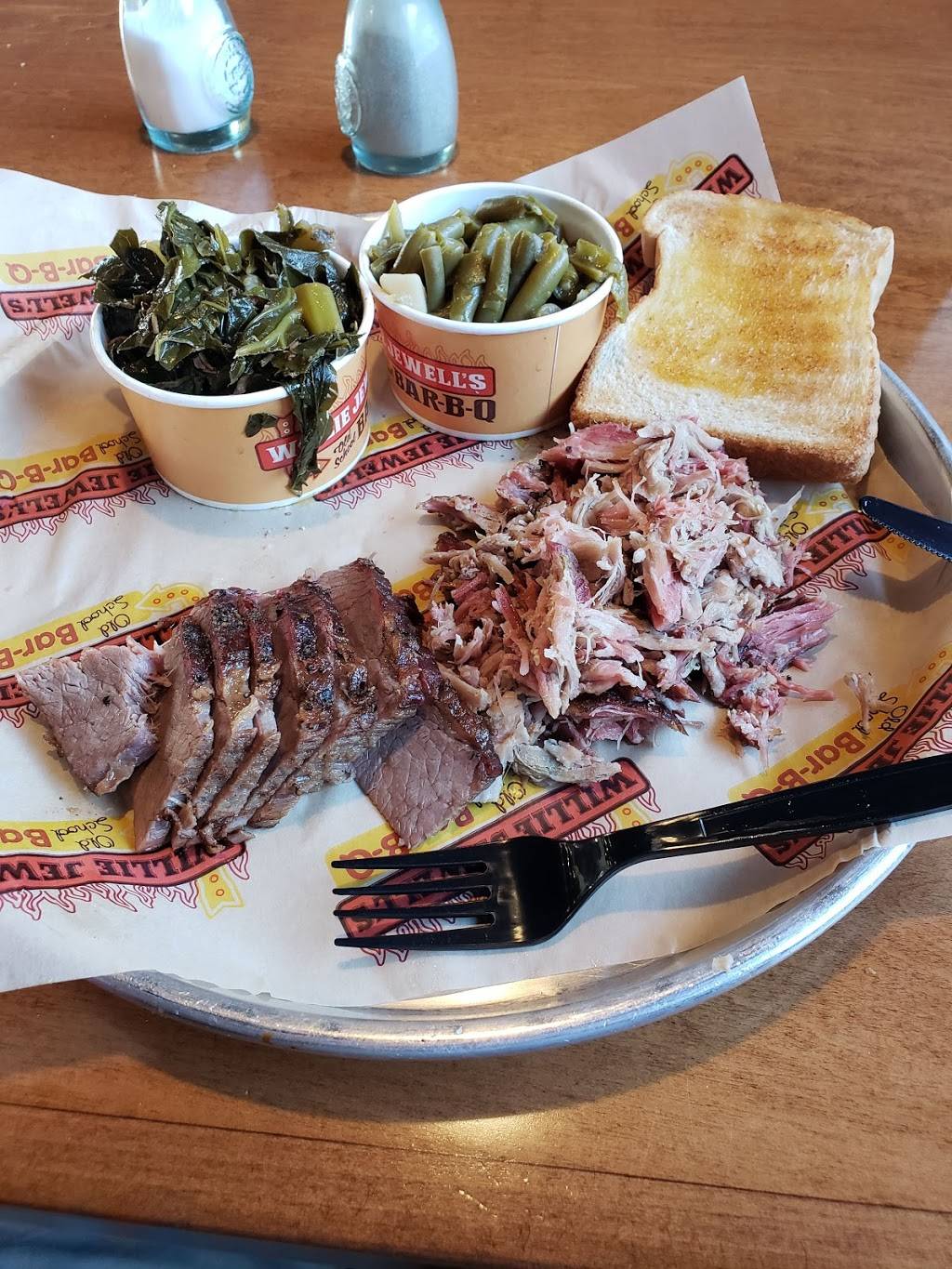 Willie Jewell’s Old School Bar-B-Q | restaurant | 2550 Sandy Plains Rd, Marietta, GA 30066, USA | 7709718283 OR +1 770-971-8283