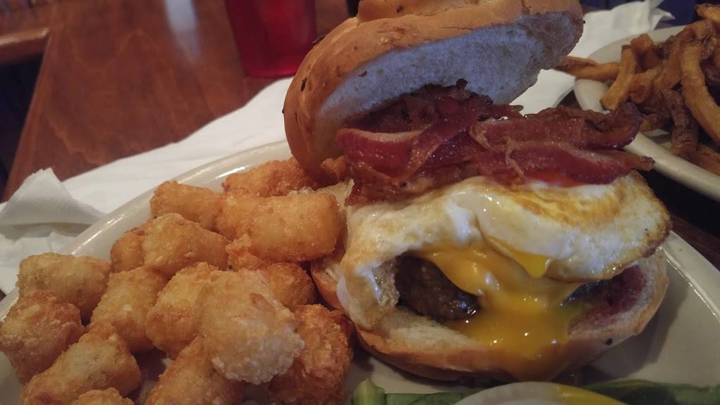 Prairie House Tavern | restaurant | 2710 N Main St, Buffalo Grove, IL 60089, USA | 8474152255 OR +1 847-415-2255