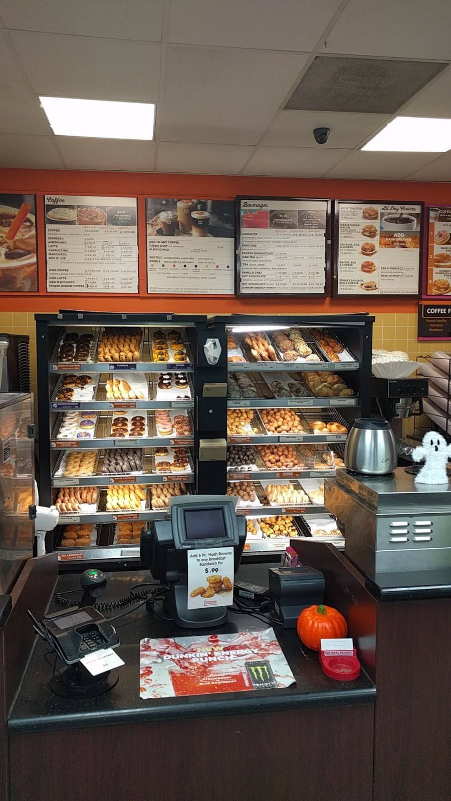 Dunkin | cafe | 6751 E. Wilkinson Blvd Store #39, Belmont, NC 28012, USA | 7048291090 OR +1 704-829-1090