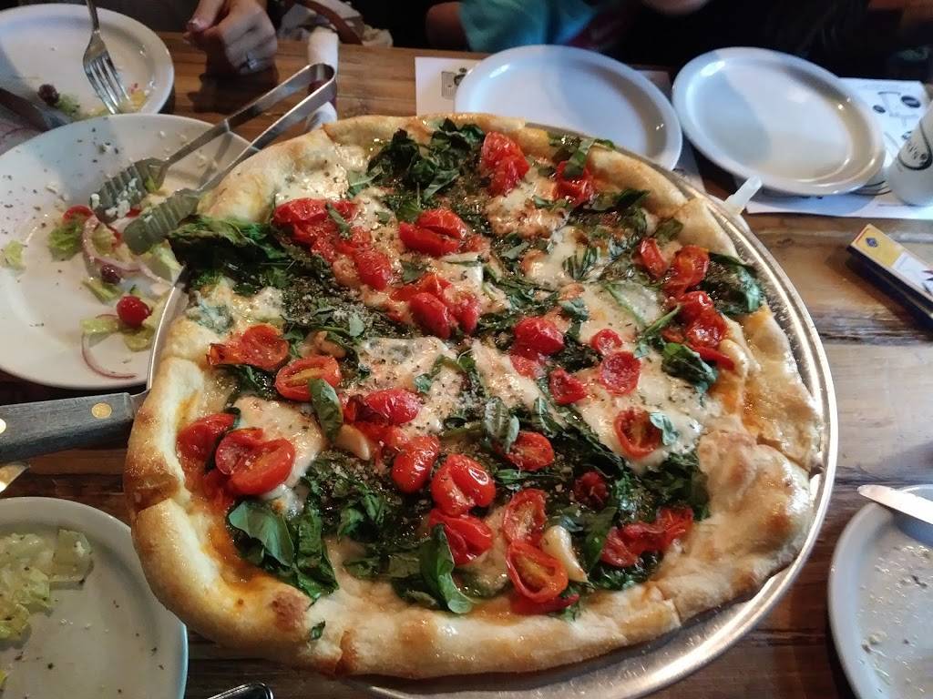 Patxis Pizza Livermore | restaurant | 2470 First St, Livermore, CA 94550, USA | 9253711000 OR +1 925-371-1000