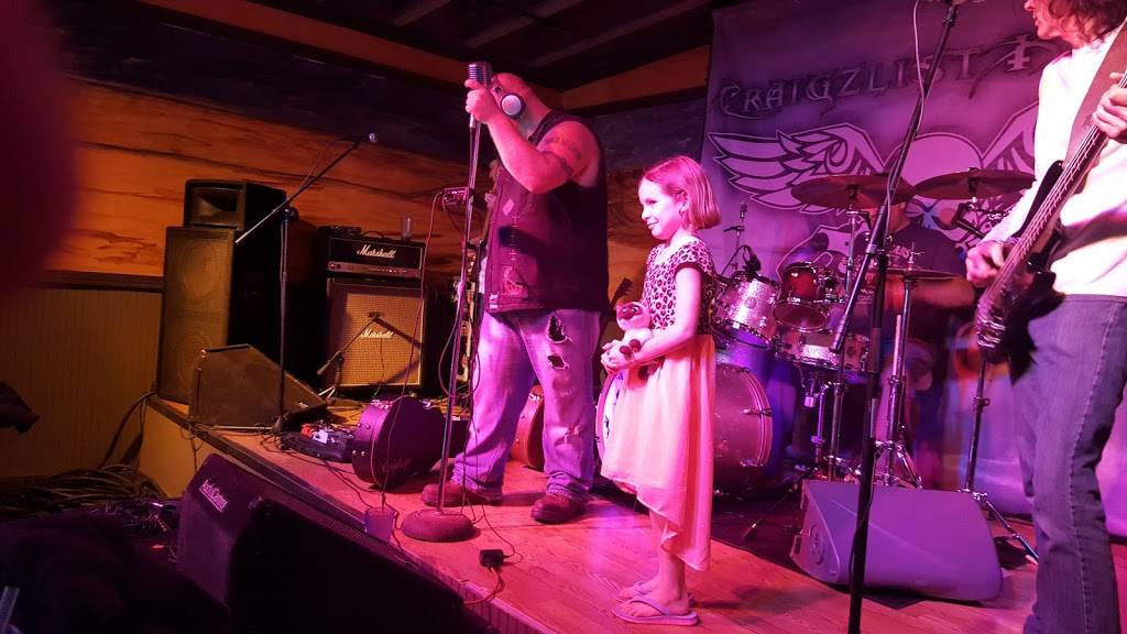 Slowride Roadhouse | restaurant | 1350 N 3rd St, Lawrence, KS 66044, USA | 7857492727 OR +1 785-749-2727