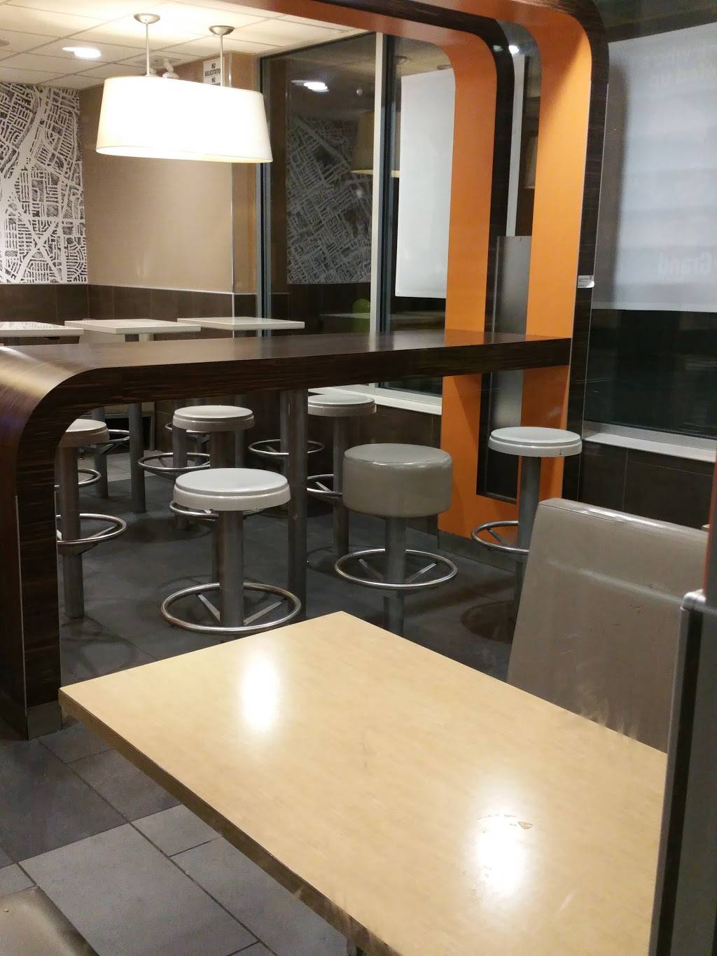 McDonalds | restaurant | 597 Grand Concourse, Bronx, NY 10451, USA | 7184028608 OR +1 718-402-8608