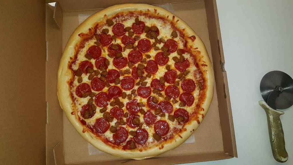 Garlitzs Pizza | restaurant | 10801 Kreighbaum Rd, Corriganville, MD 21524, USA | 3017227733 OR +1 301-722-7733