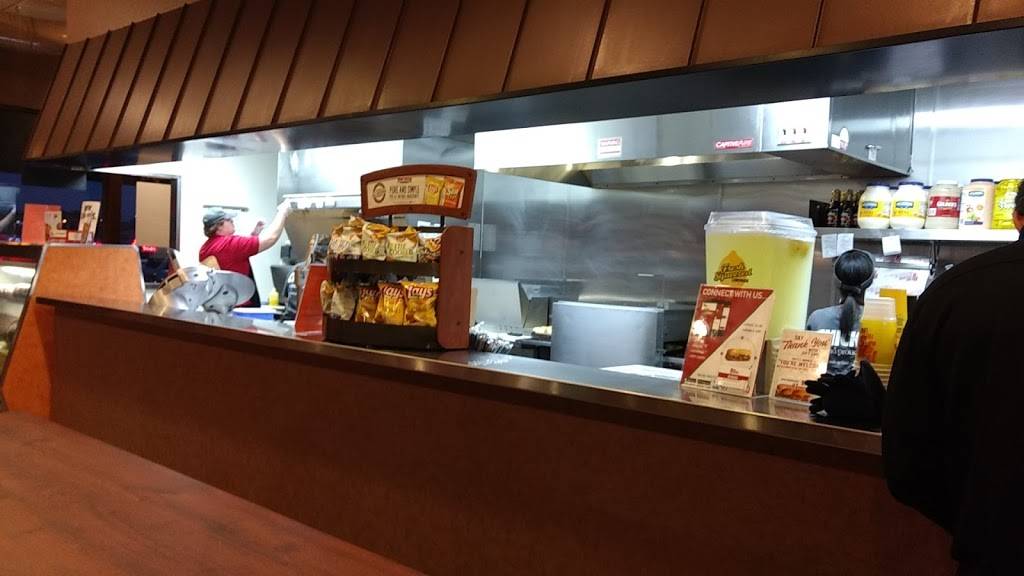 Penn Station East Coast Subs | meal takeaway | 6810 S Emerson Ave, Indianapolis, IN 46237, USA | 3177847300 OR +1 317-784-7300