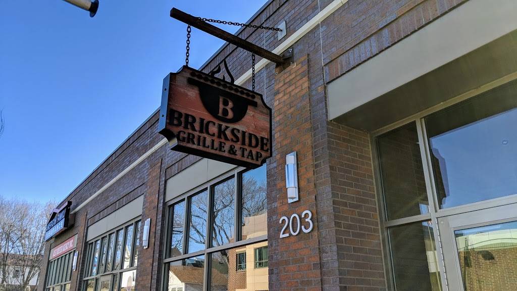 Brickside Grille & Tap | restaurant | 203 Bridge Ave E, Delano, MN 55328, USA | 7632767276 OR +1 763-276-7276