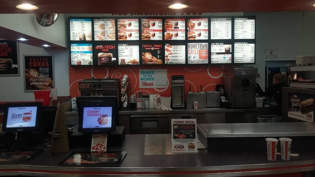 A&W Restaurant | restaurant | 2145 University Ave, Green Bay, WI 54302, USA | 9204068212 OR +1 920-406-8212