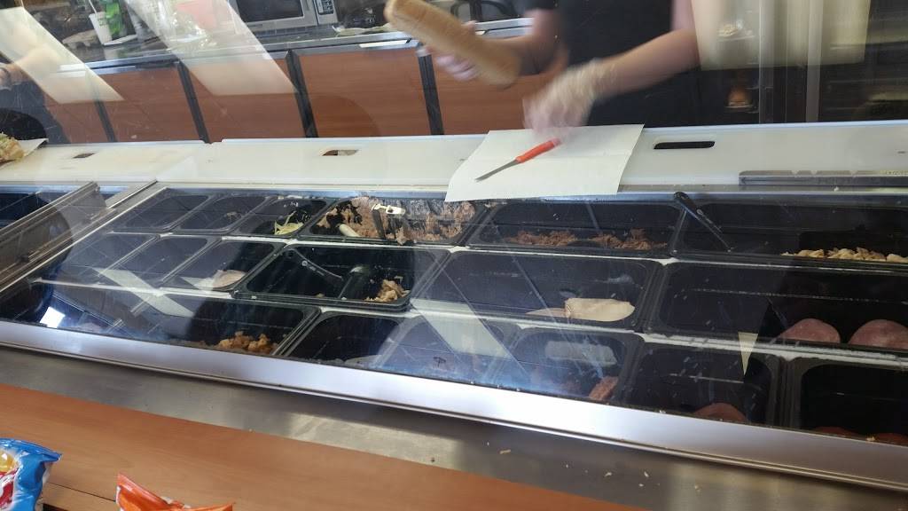 Subway | restaurant | 1051 S Pine Ave, Ocala, FL 34471, USA | 3523686699 OR +1 352-368-6699