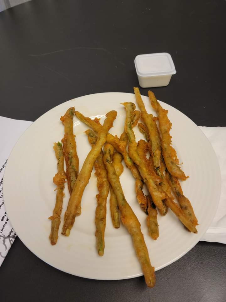 Billy Boyz Fine Dining | restaurant | 304 S Main St, Mullins, SC 29574, USA | 8435610385 OR +1 843-561-0385