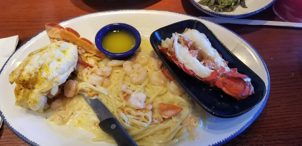Red Lobster | restaurant | 301 S Lake Ave, Duluth, MN 55802, USA | 2187227390 OR +1 218-722-7390