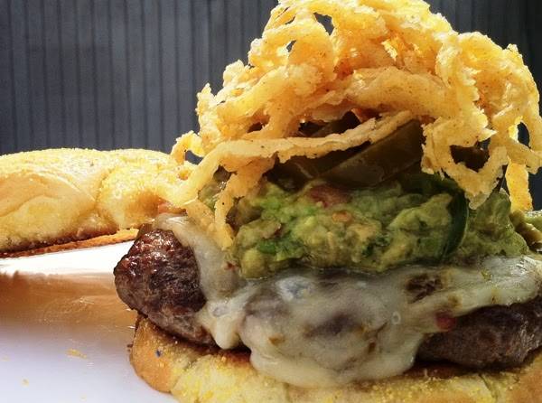 J J Twigs Pizza | restaurant | 1200 N Old Rand Rd, Wauconda, IL 60084, USA | 8475265444 OR +1 847-526-5444