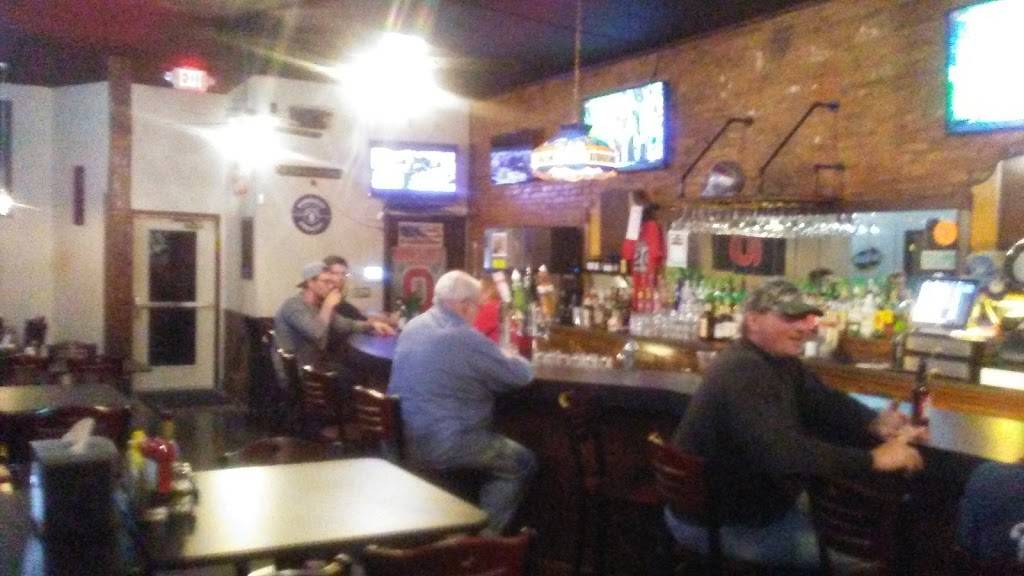 Rayz Route 20 | restaurant | 106 E Main St, Bellevue, OH 44811, USA | 4194836557 OR +1 419-483-6557