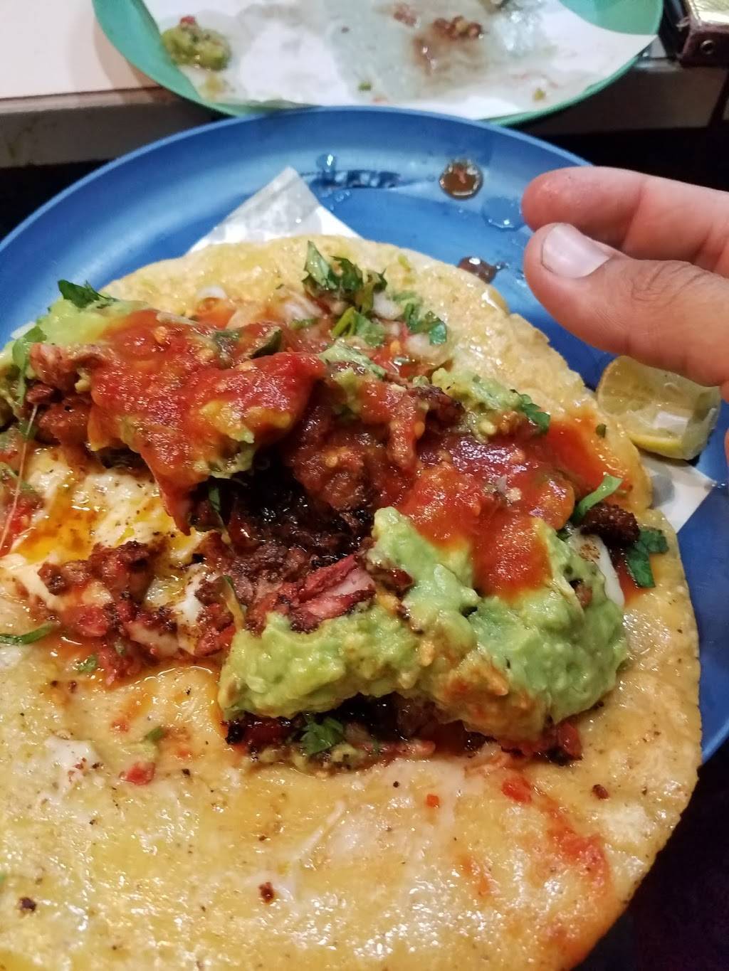 Tacos Mago El huevon | restaurant | Av. Rampa Quetzalcoatl 7103-7114, Colinas de Aragon, 22710 Rosarito, B.C., Mexico | 016611019158 OR +52 661 101 9158