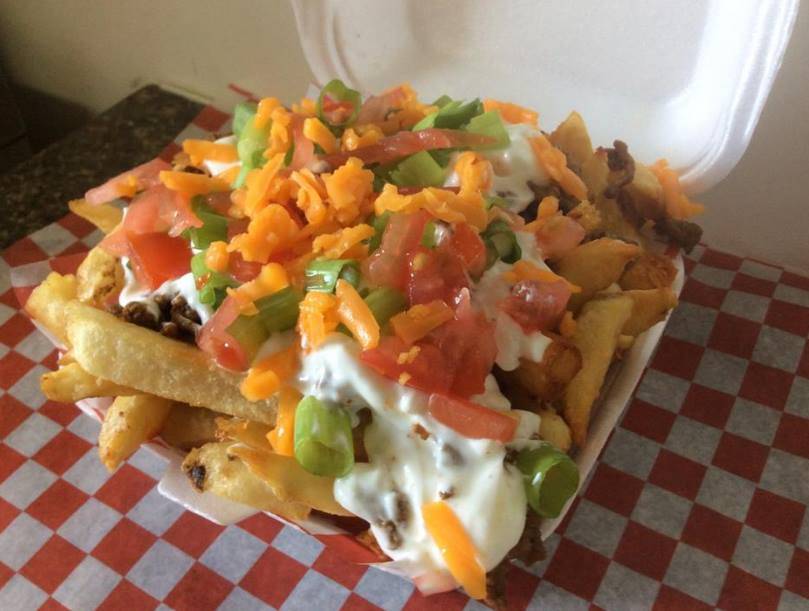 Speedy Spudz | restaurant | 1406 Taunton Rd E, Oshawa, ON L1H 8L7, Canada | 9052437433 OR +1 905-243-7433