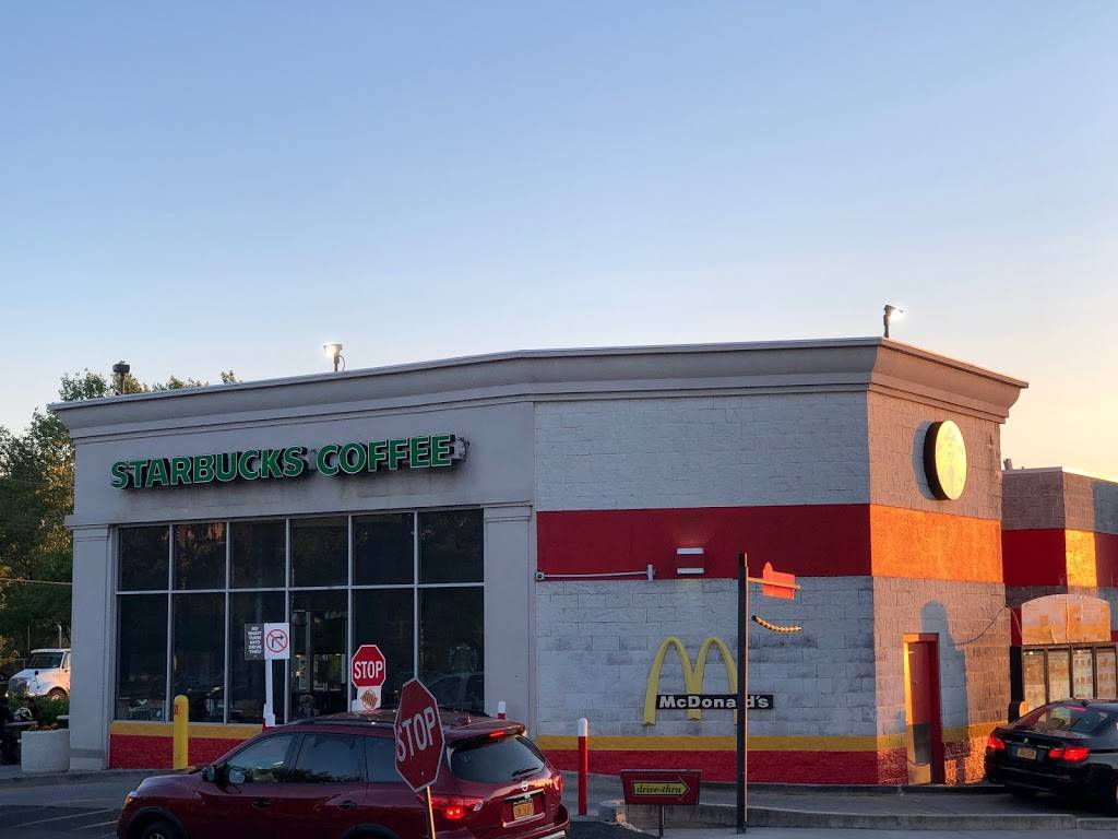 Starbucks | cafe | 138-11 20th Ave, College Point, NY 11356, USA | 7185394072 OR +1 718-539-4072