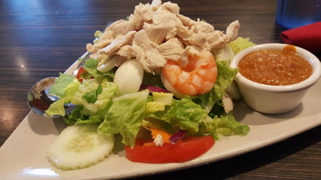 Thai Basil | restaurant | 2431 E Chapman Ave, Fullerton, CA 92831, USA | 7147380888 OR +1 714-738-0888