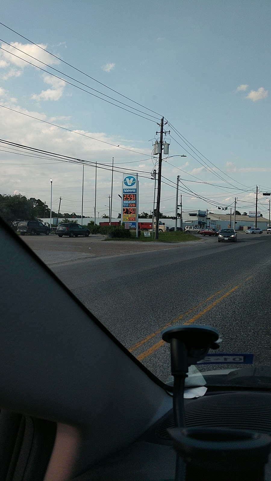 Valero | restaurant | 5303 N McCarty St, Houston, TX 77013, USA | 8322838786 OR +1 832-283-8786