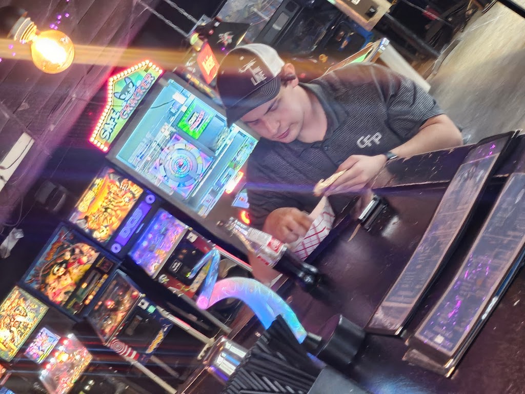 Blue Door at The Wormhole | restaurant | 2307 Bull St In The Wormhole, Savannah, GA 31401, USA | 9176866056 OR +1 917-686-6056