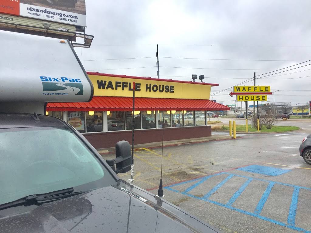 Waffle House | meal takeaway | 1181 S Stemmons Fwy, Lewisville, TX 75067, USA | 9724360566 OR +1 972-436-0566