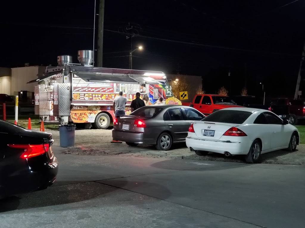 Hamburguesas Y Hot dogs Guadalajara | restaurant | 10910 Airline Dr, Houston, TX 77037, USA | 7133289447 OR +1 713-328-9447