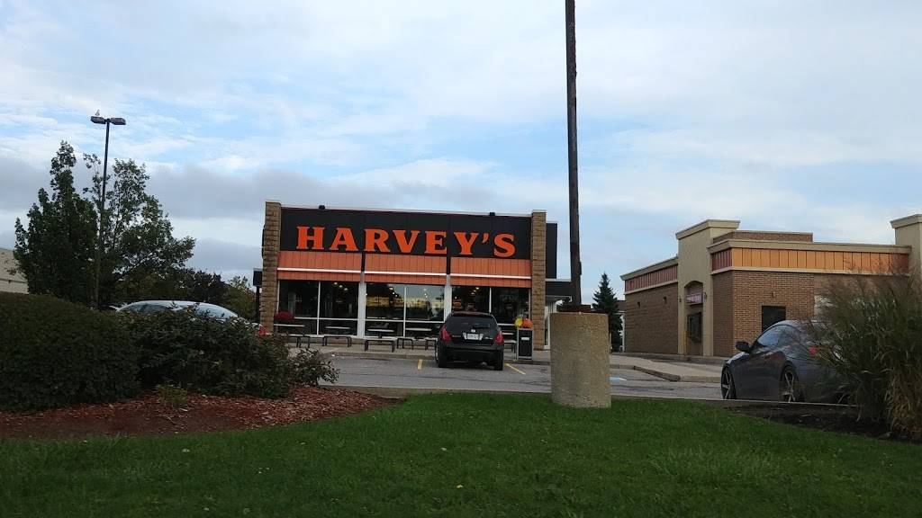 Harveys | restaurant | 999 Upper Wentworth St, Hamilton, ON L9A 4X5, Canada | 9053180108 OR +1 905-318-0108