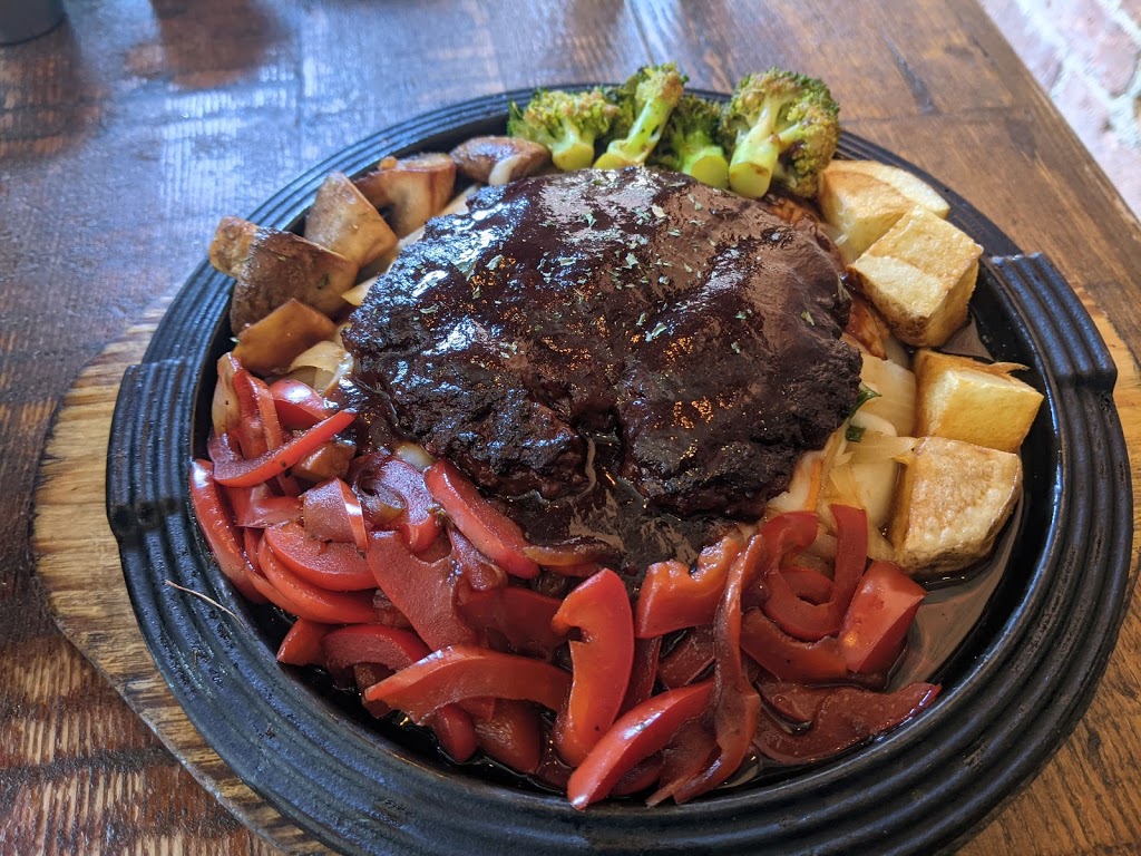 Den Den Café Asiana | restaurant | 161 Benefit St, Providence, RI 02903, USA | 4012705269 OR +1 401-270-5269