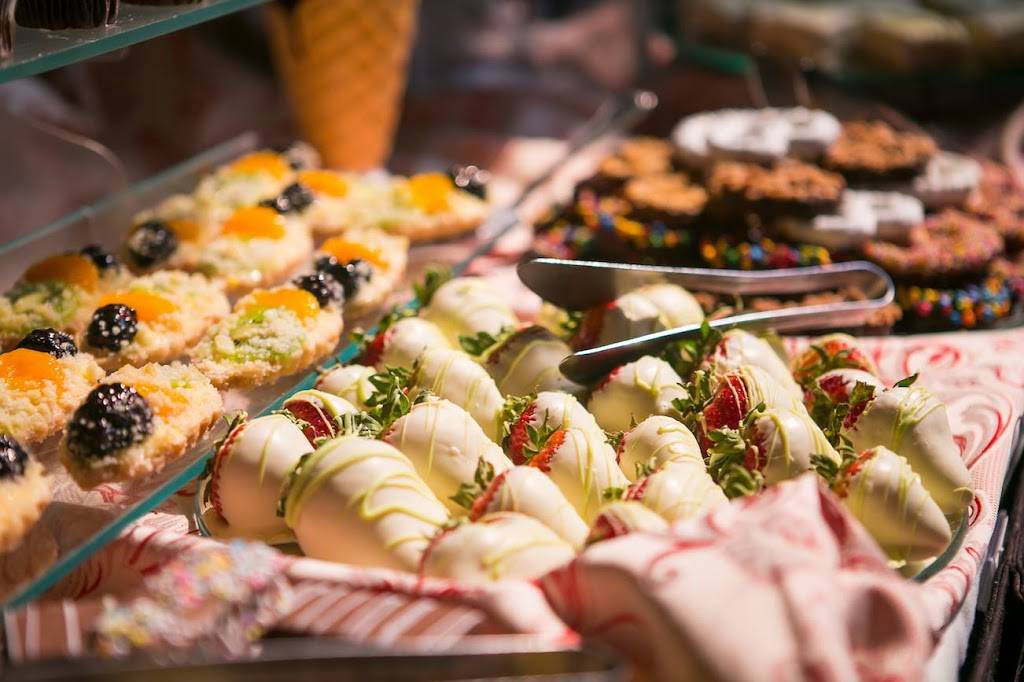 Champagne Sunday Brunch at Eden Resort & Suites | restaurant | 222 Eden Rd, Lancaster, PA 17601, USA | 7175696444 OR +1 717-569-6444