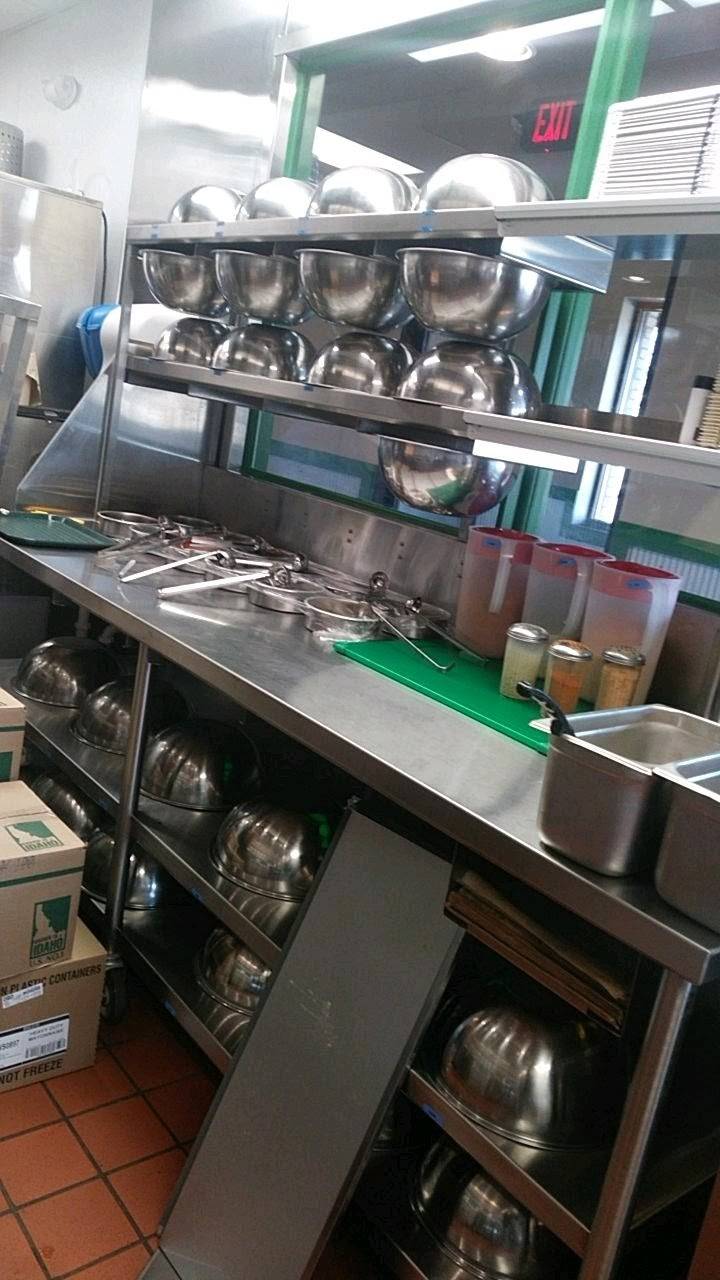 Wingstop | restaurant | 8201 E Washington St, Indianapolis, IN 46219, USA | 4632212961 OR +1 463-221-2961