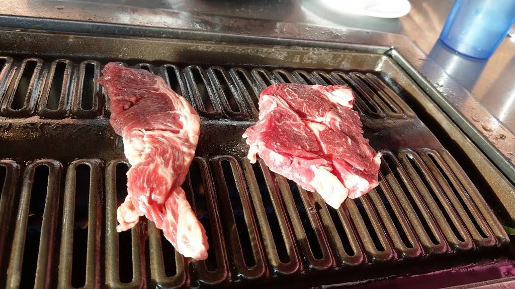 Red Castle Korean BBQ | restaurant | 8303 W Garden Grove Blvd, Garden Grove, CA 92844, USA | 7146369292 OR +1 714-636-9292