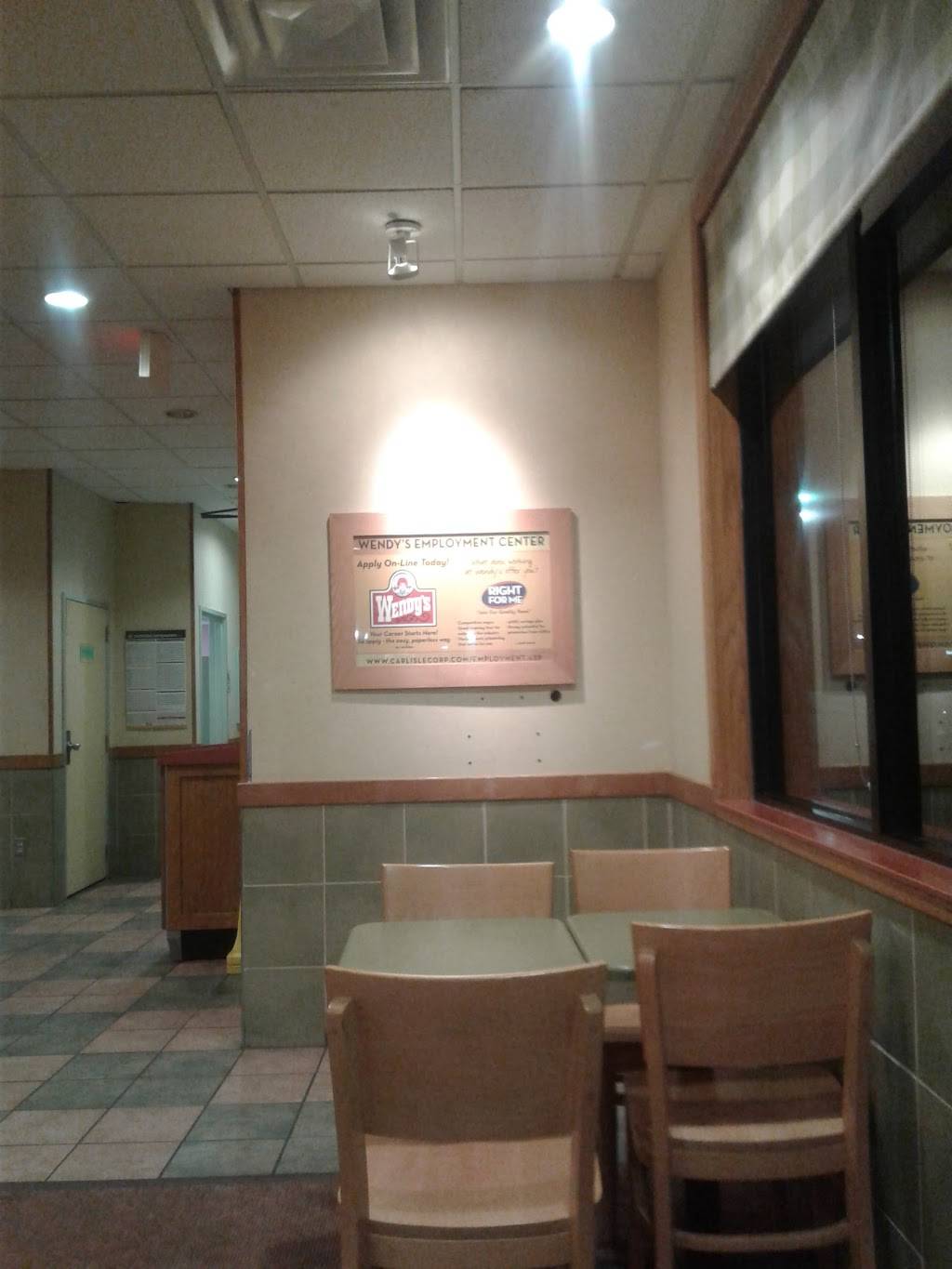 Wendys | restaurant | 1585 Mary Vance Loop, Holly Springs, MS 38635, USA | 6625514149 OR +1 662-551-4149