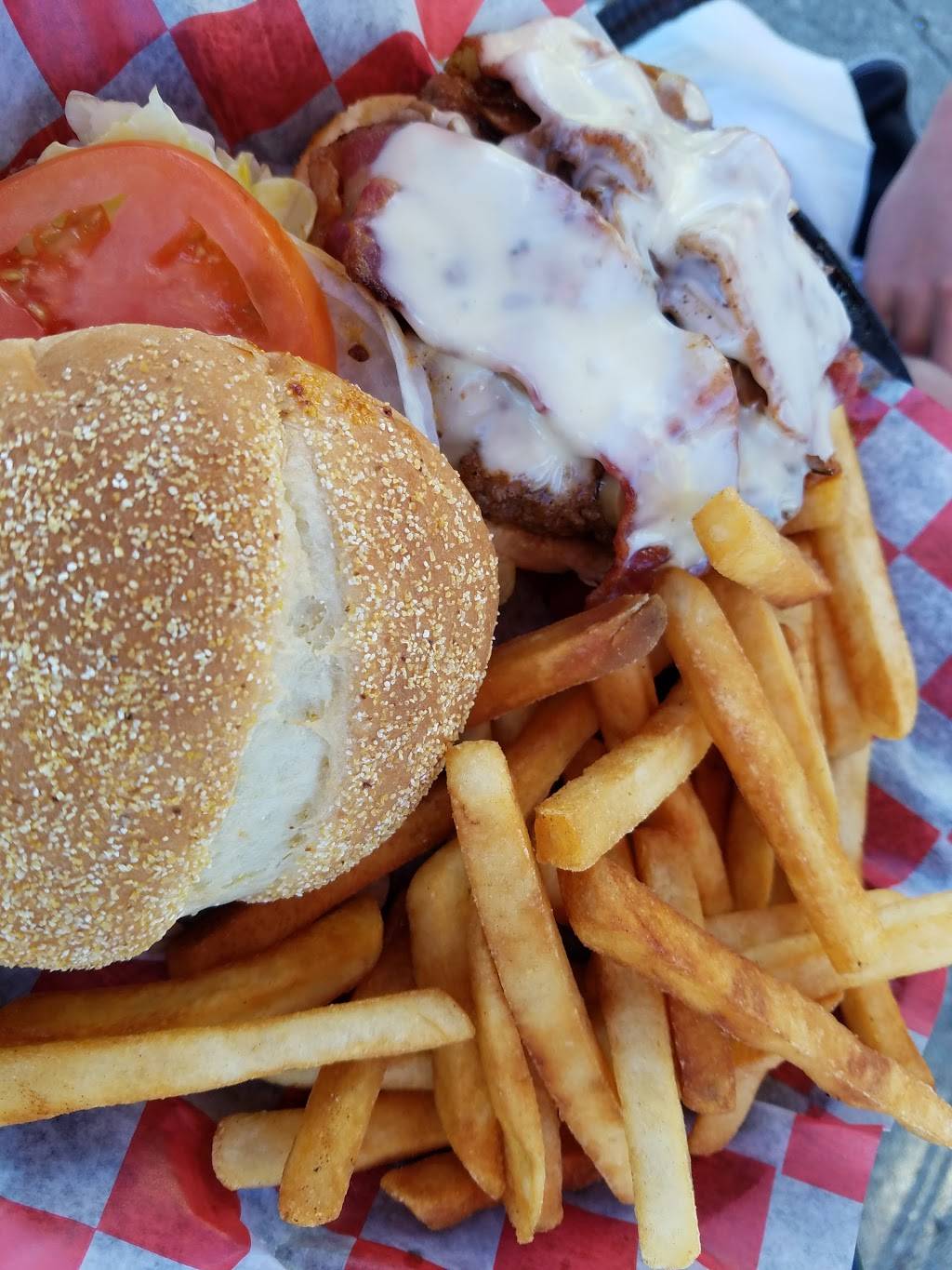 Pub 1281 | restaurant | 1281 Gratiot Ave, Clinton Twp, MI 48036, USA | 5864630270 OR +1 586-463-0270