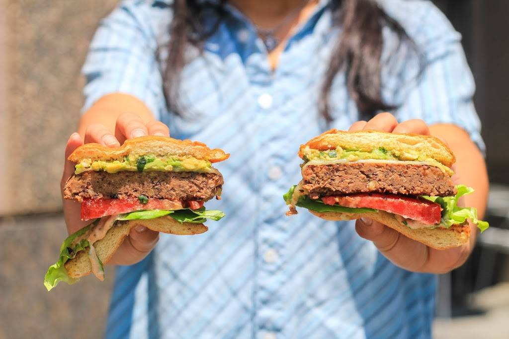 Tavernpointe | restaurant | 1545 Peachtree St NE #101, Atlanta, GA 30309, USA | 4045493954 OR +1 404-549-3954