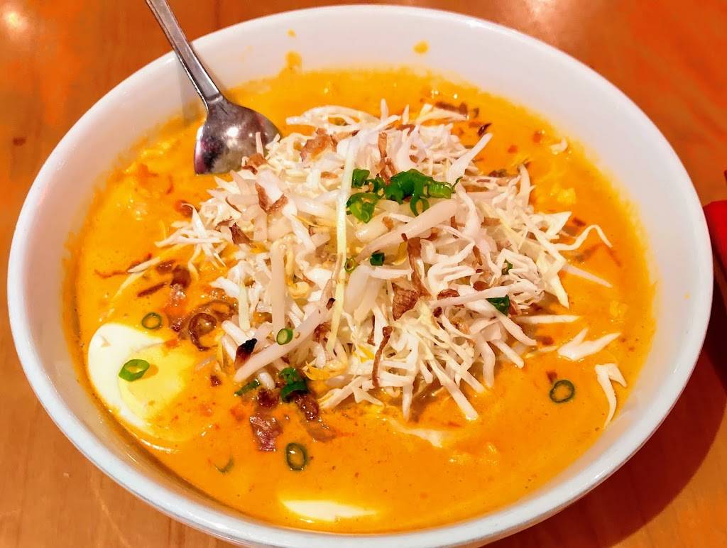 Thai Thai Restaurant & Sushi | restaurant | 8660 Astronaut Blvd Ste 108, Cape Canaveral, FL 32920, USA | 3217841561 OR +1 321-784-1561