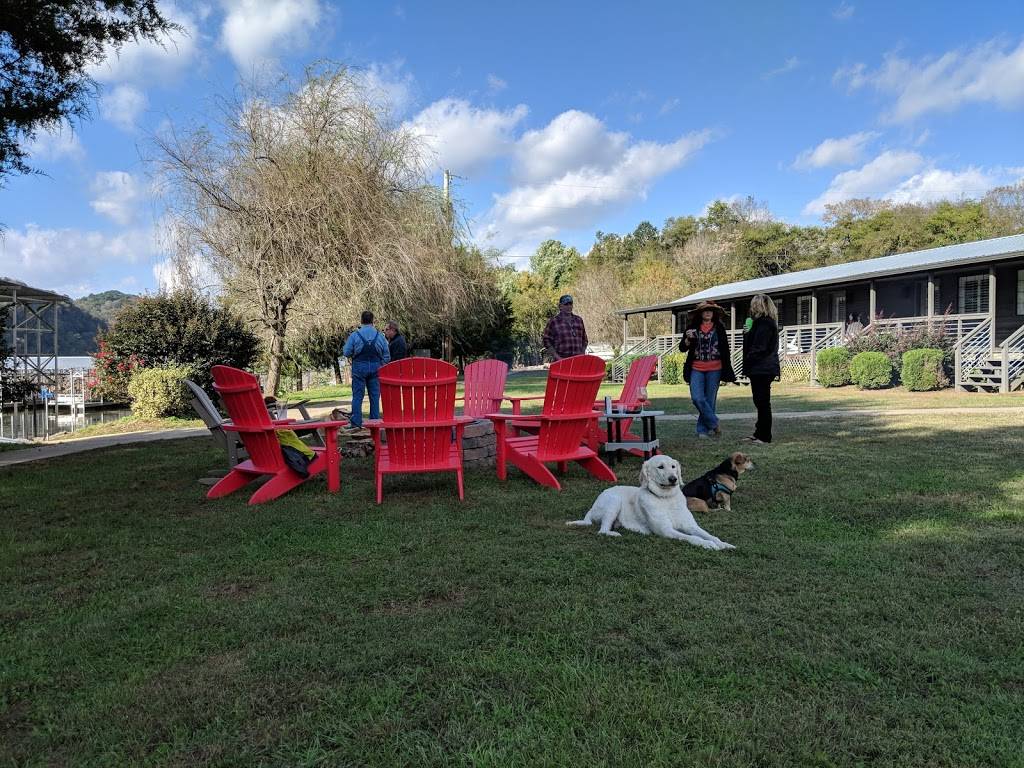 Wildwood Resort & Marina | restaurant | 7316 Granville Hwy, Granville, TN 38564, USA | 9316534360 OR +1 931-653-4360