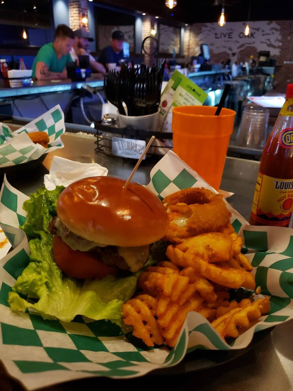 Live Oak | Music Row | Nashville | restaurant | 1530 Demonbreun St, Nashville, TN 37203, USA | 6158669716 OR +1 615-866-9716