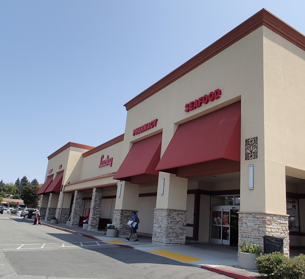 Lucky | meal delivery | 1530 Fitzgerald Dr, Pinole, CA 94564, USA | 5107580443 OR +1 510-758-0443