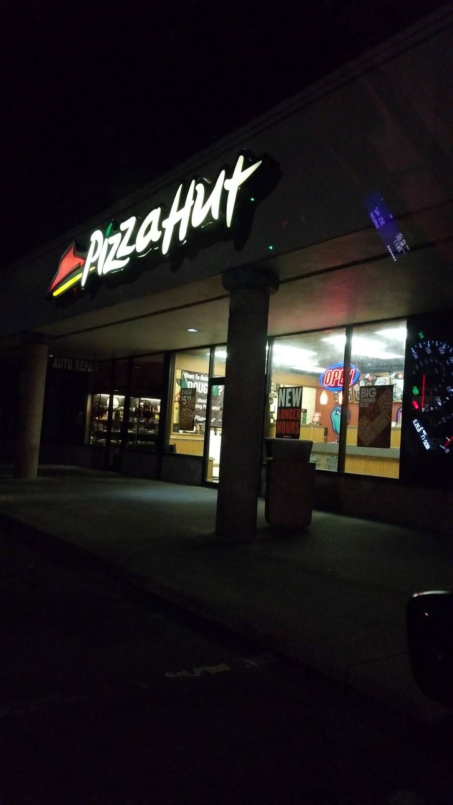 Pizza Hut | restaurant | 23118 FL-54, Lutz, FL 33549, USA | 8139490088 OR +1 813-949-0088