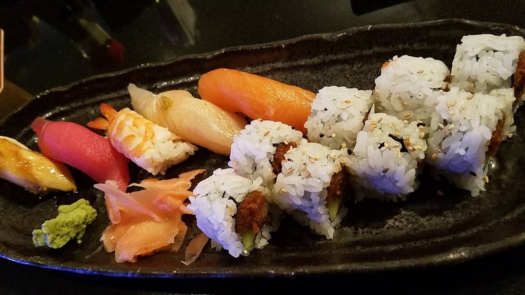 Azure Fusion Bistro & Saké | restaurant | 3975 Texas 6 Frontage Rd #300, College Station, TX 77845, USA | 9796937836 OR +1 979-693-7836