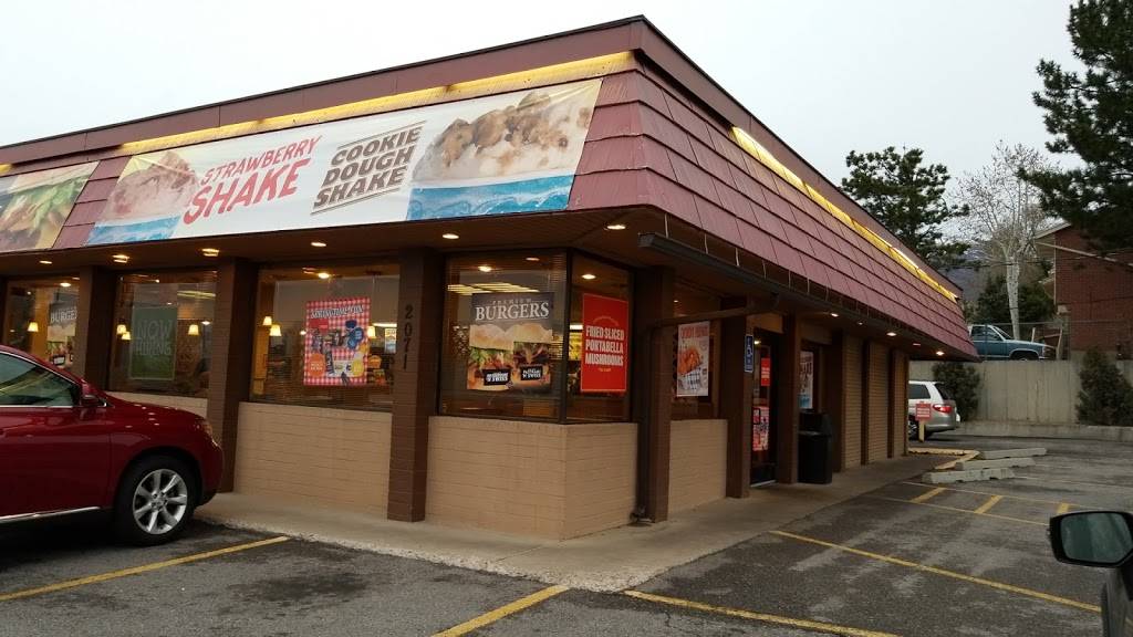 Arctic Circle | restaurant | 2071 Orchard Dr, Bountiful, UT 84010, USA | 8012923561 OR +1 801-292-3561