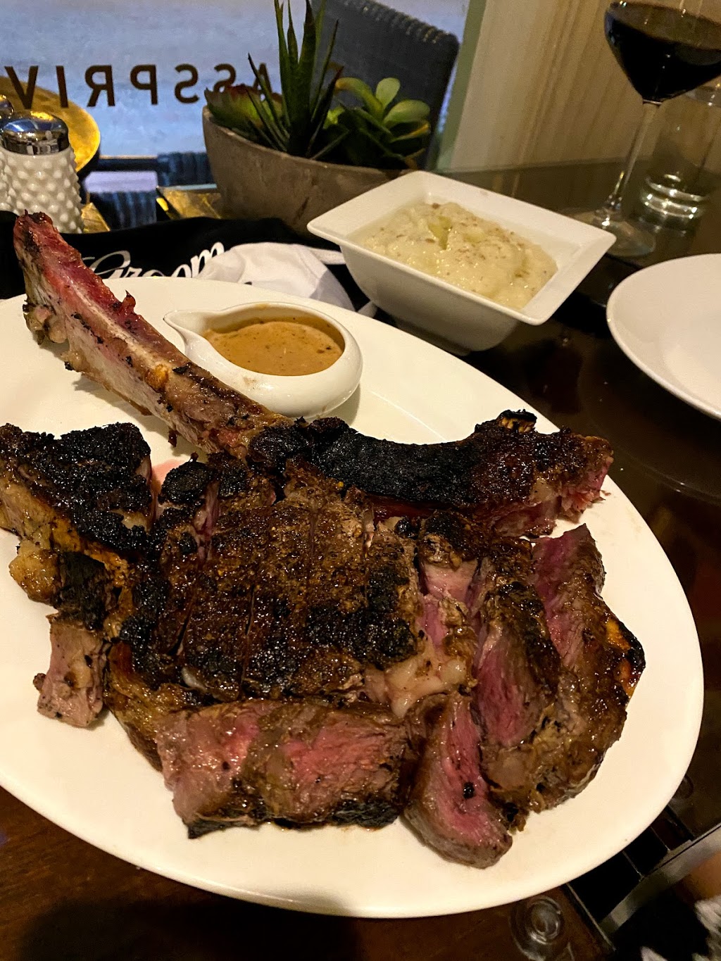 class soiree steakhouse | restaurant | 121 N 20th Ave, Hollywood, FL 33020, USA | 7862907295 OR +1 786-290-7295