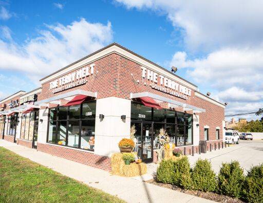 The Terry Melt | restaurant | 22000 Ford Rd, Dearborn Heights, MI 48127, USA | 3134062065 OR +1 313-406-2065