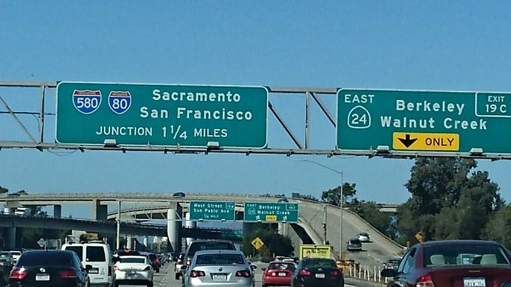 7-Eleven | bakery | 40475 CA-41, Oakhurst, CA 93644, USA | 5596412249 OR +1 559-641-2249