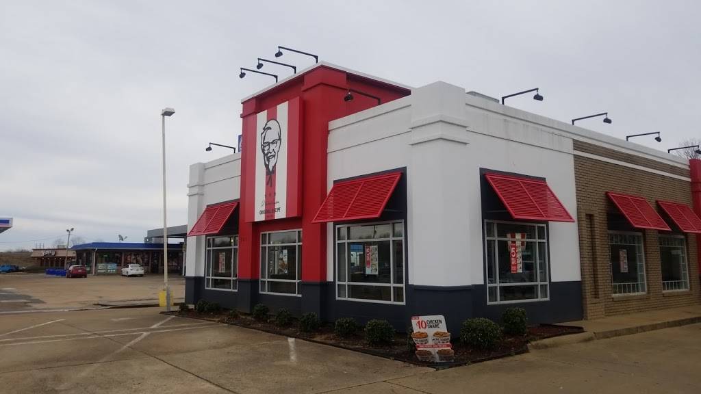 KFC | meal takeaway | E Main St, Senatobia, MS 38668, USA | 6625625996 OR +1 662-562-5996