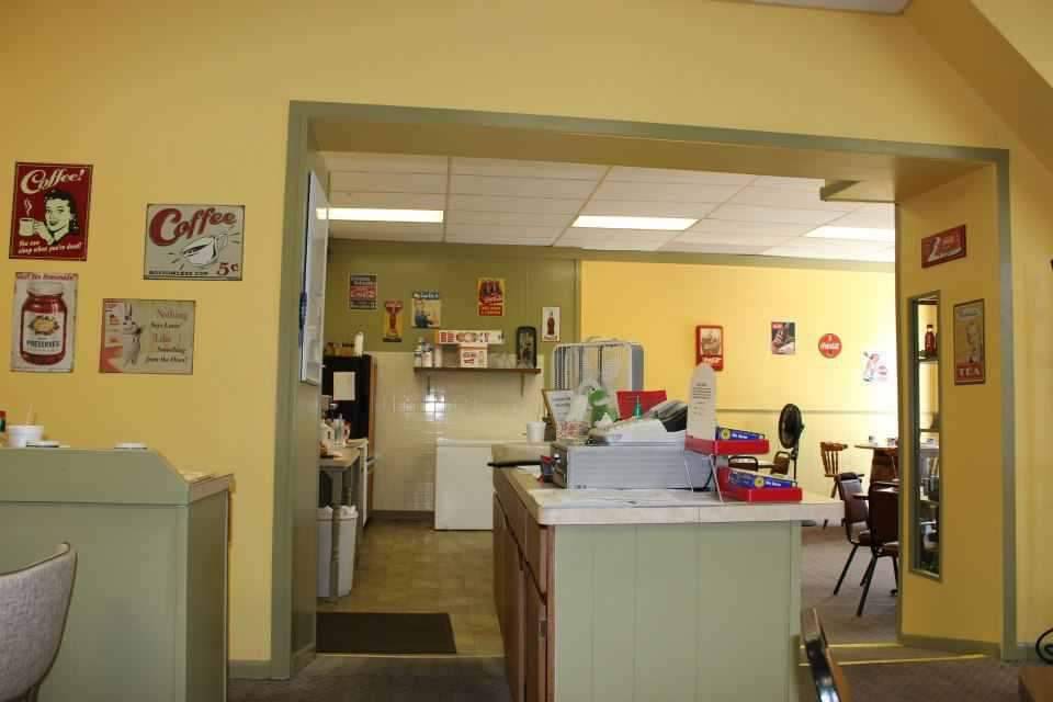 Stockwells Breakfast | restaurant | 112 Adrian St, Manchester, MI 48158, USA | 7344280721 OR +1 734-428-0721