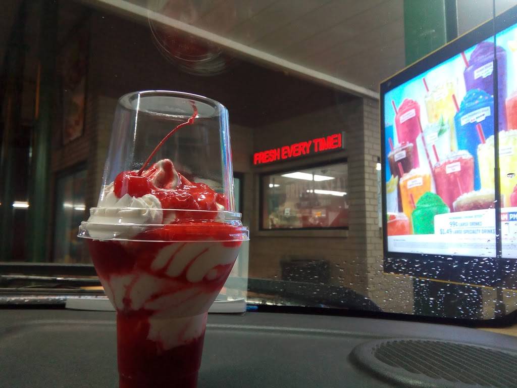 Sonic Drive-In | restaurant | 303 W Hudson Rd, Rogers, AR 72756, USA | 4796368507 OR +1 479-636-8507