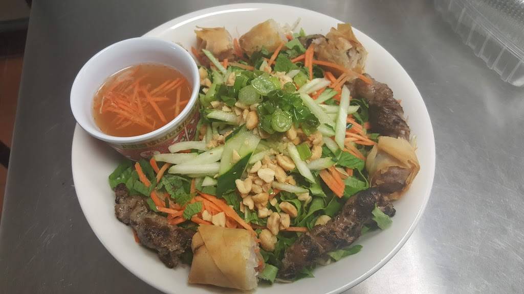 Bia | restaurant | 271-12 Union Tpke, Queens, NY 11040, USA | 7183474422 OR +1 718-347-4422