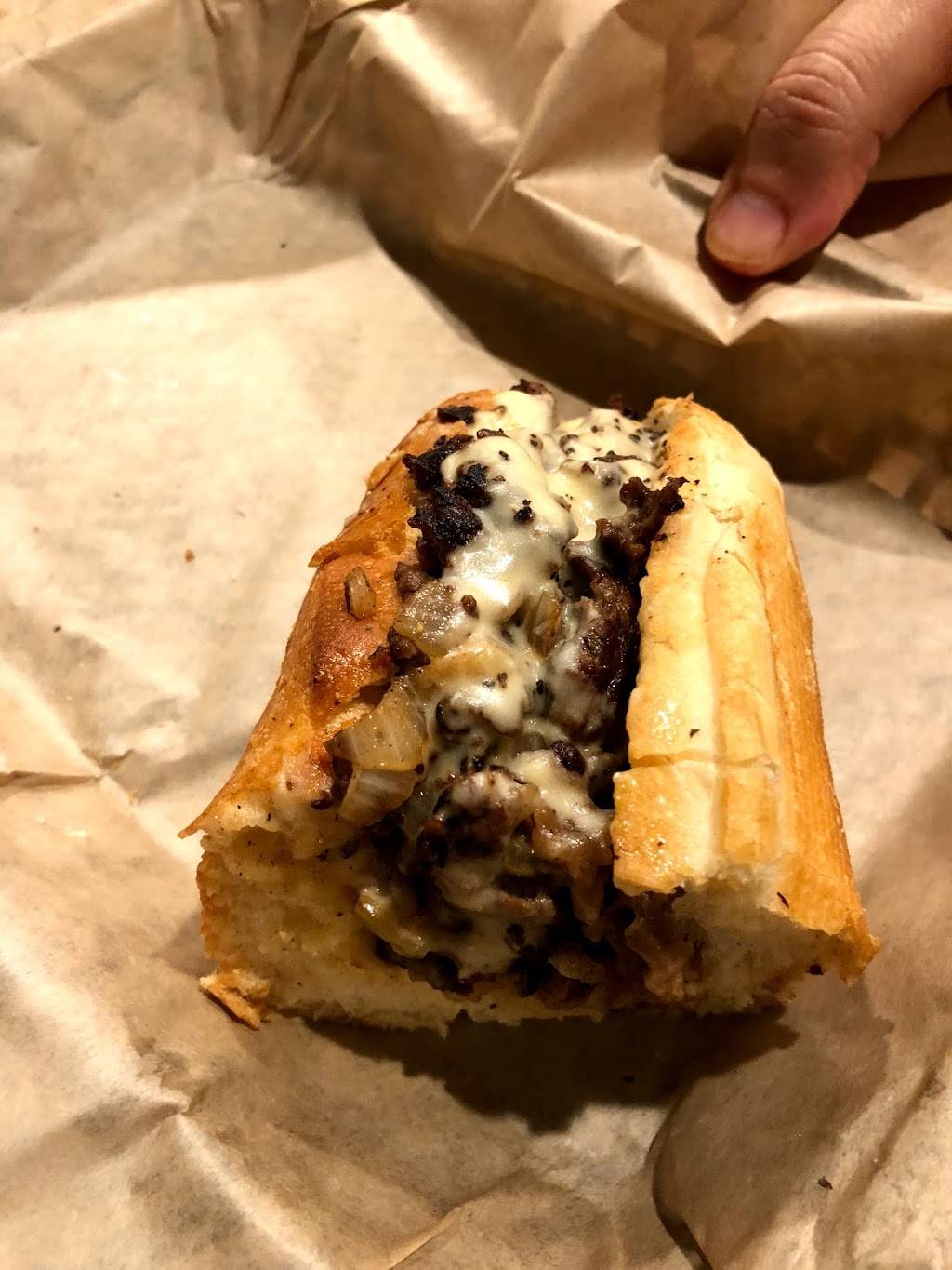 Ikes Signature Sandwiches | restaurant | 1000 Charles St, Fredericksburg, VA 22401, USA | 5403704106 OR +1 540-370-4106