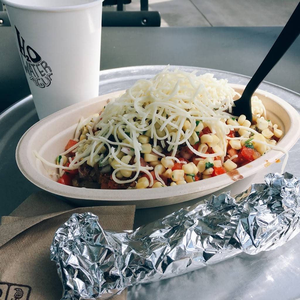 Chipotle Mexican Grill | restaurant | 5650 Balboa Ave Ste &106, San Diego, CA 92111, USA | 8583802316 OR +1 858-380-2316