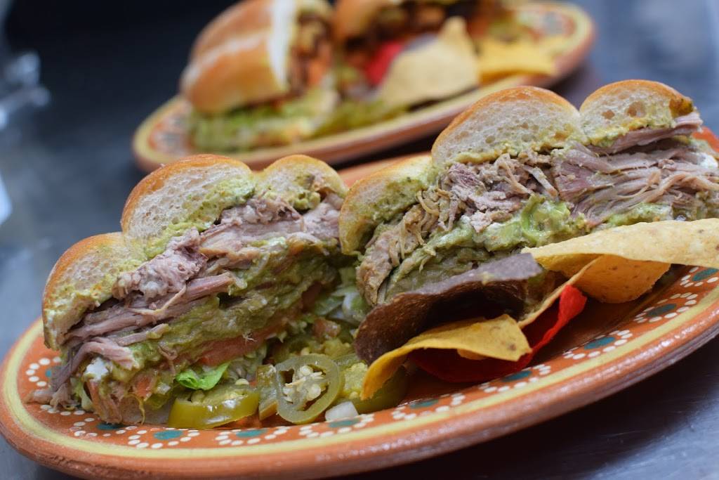 Golden Burrito Mexican Spot | restaurant | 286 Route 206 South Unit B114, Flanders, NJ 07836, USA | 9739274536 OR +1 973-927-4536