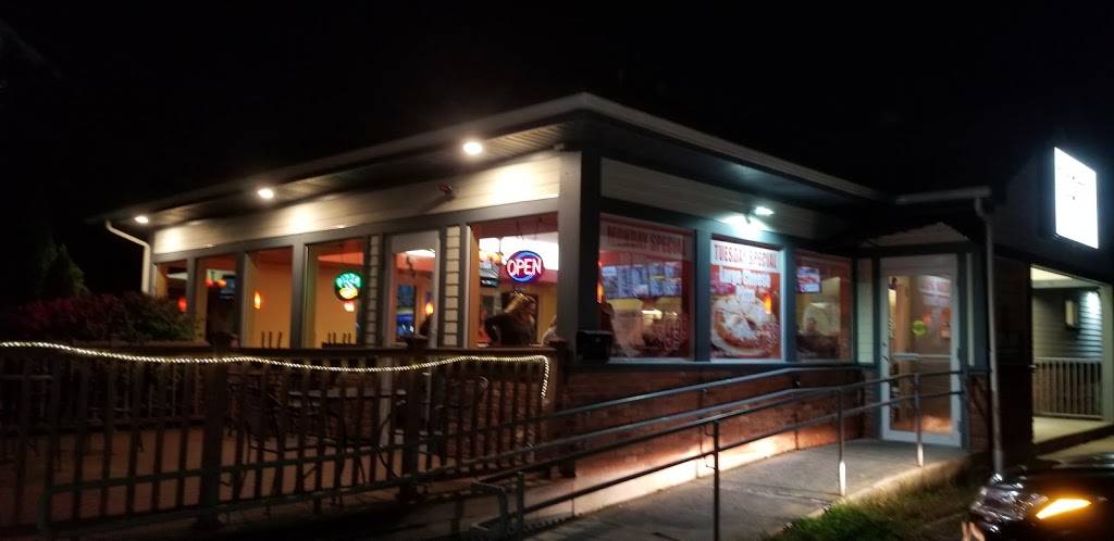 PizZing’s Holbrook | restaurant | 134 S Franklin St, Holbrook, MA 02343, USA | 7817673340 OR +1 781-767-3340