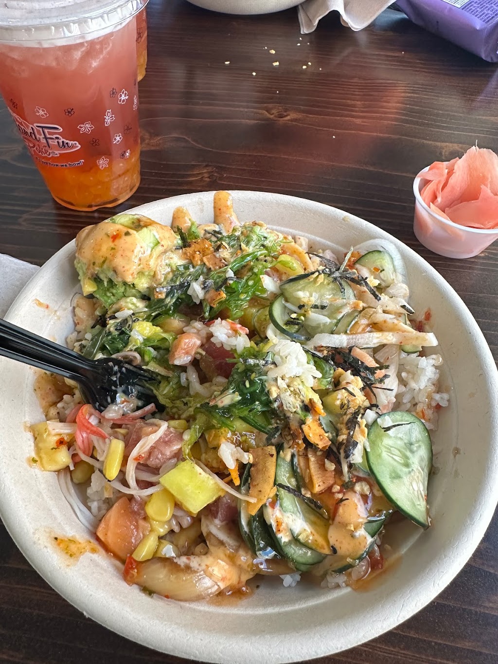 Island Fin Poké Co. - White Bridge | restaurant | 70 White Bridge Pike, Nashville, TN 37205, USA | 6156784493 OR +1 615-678-4493